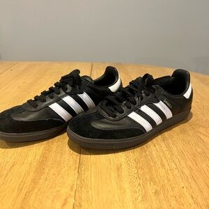 Adidas Classic Sambas size US men’s 7.5